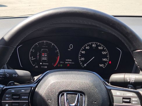 Used 2023 Honda Civic Sport image 16