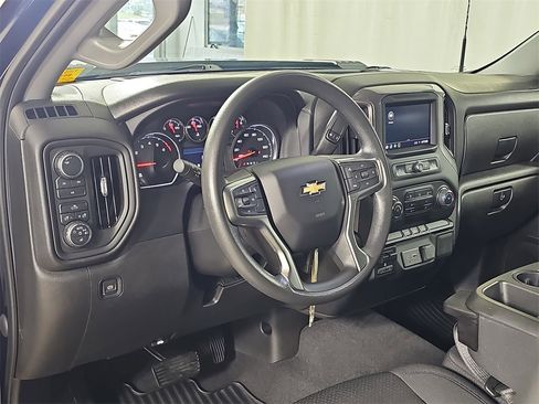 Certified 2022 Chevrolet Silverado 2500 Custom w/ Custom Value Package image 19