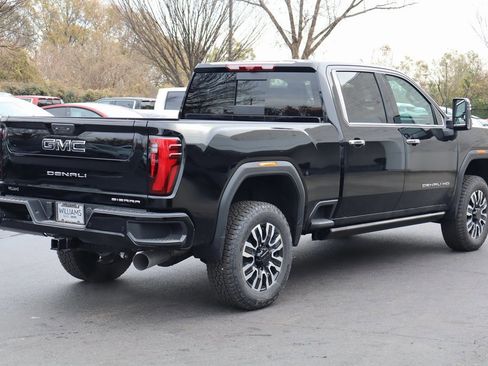 New 2026 GMC Sierra 2500 Denali Ultimate image 7