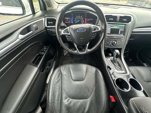 Used 2013 Ford Fusion Titanium image 28