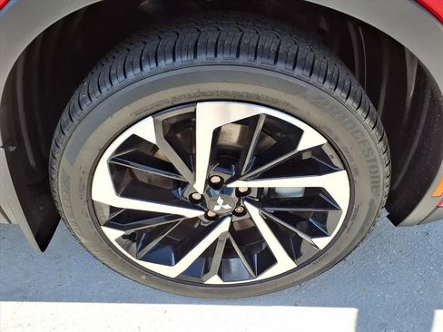 Used 2025 Mitsubishi Outlander SE AWD/4WD image 7