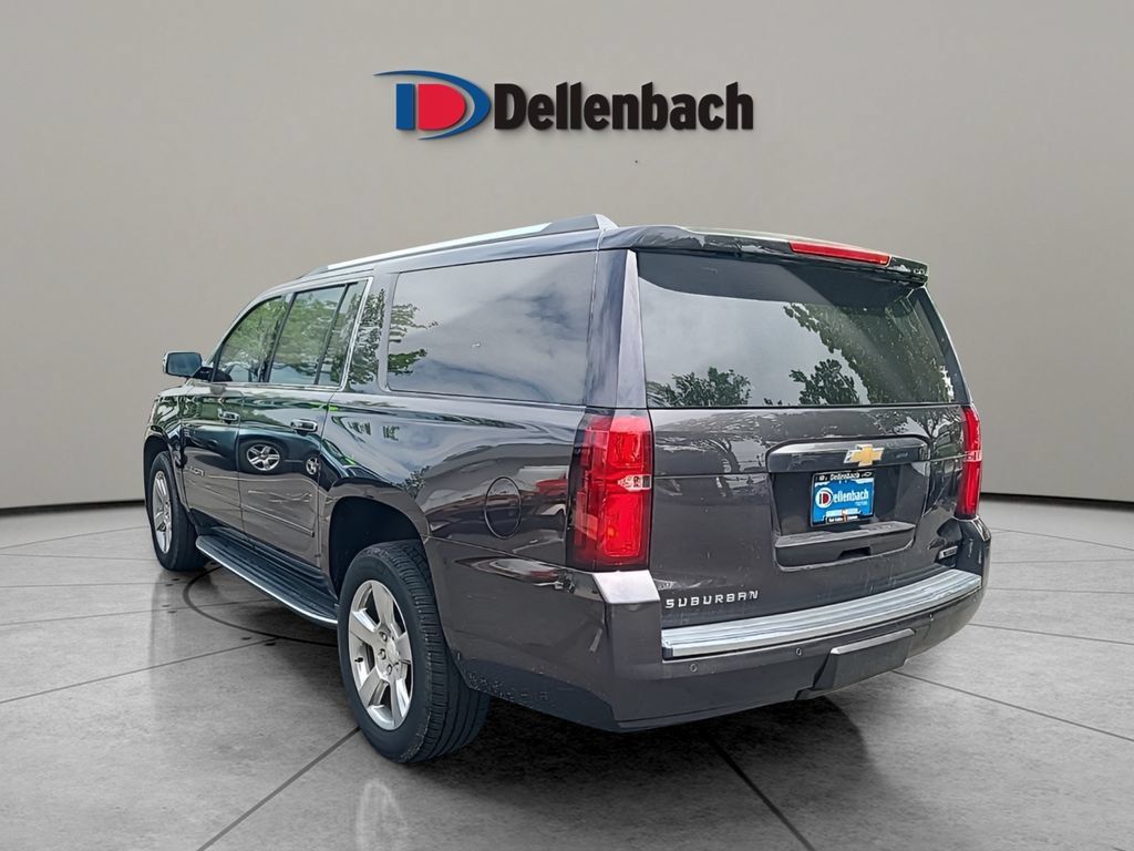 Used 2018 Chevrolet Suburban Premier AWD/4WD image 3