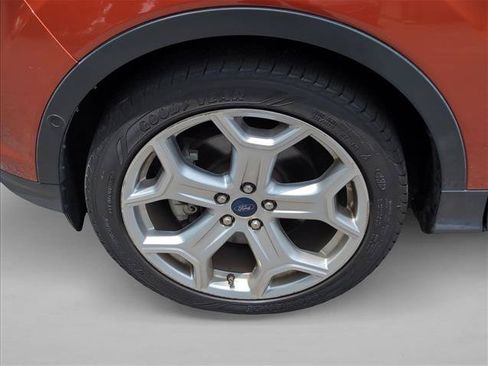 Used 2019 Ford Escape Titanium AWD/4WD image 25