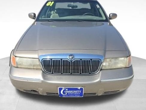 Used 2001 Mercury Grand Marquis LS RWD image 2