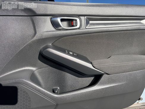 Used 2023 Honda Civic Sport image 30