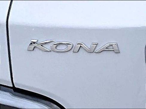 Used 2022 Hyundai Kona SEL w/ Cargo Package image 26