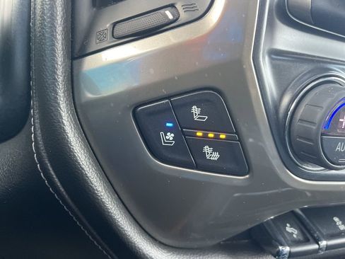 Used 2017 Chevrolet Silverado 1500 High Country image 20