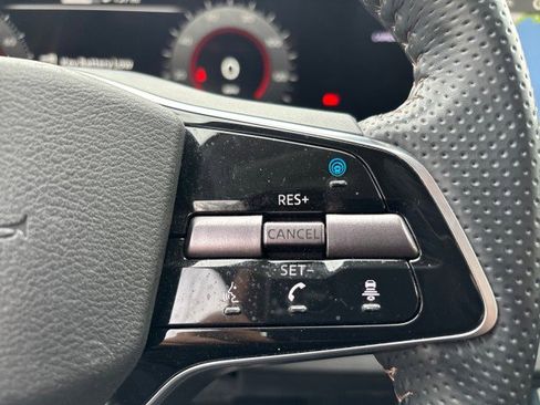 Used 2023 Nissan Ariya FWD image 16