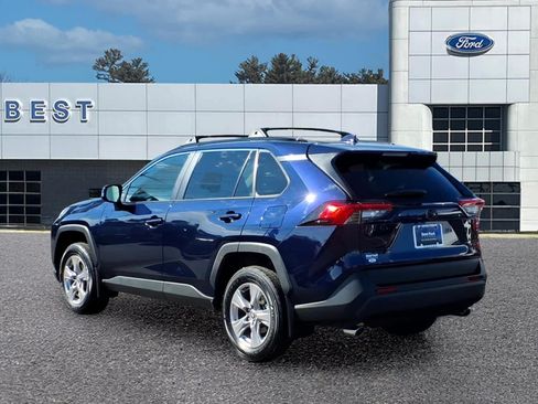 Used 2025 Toyota RAV4 XLE w/ Convenience Package AWD/4WD image 4