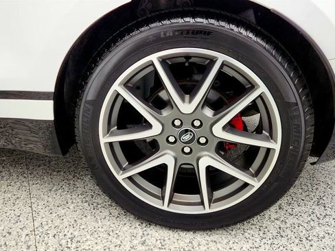 Used 2024 Land Rover Range Rover Velar Dynamic SE image 9