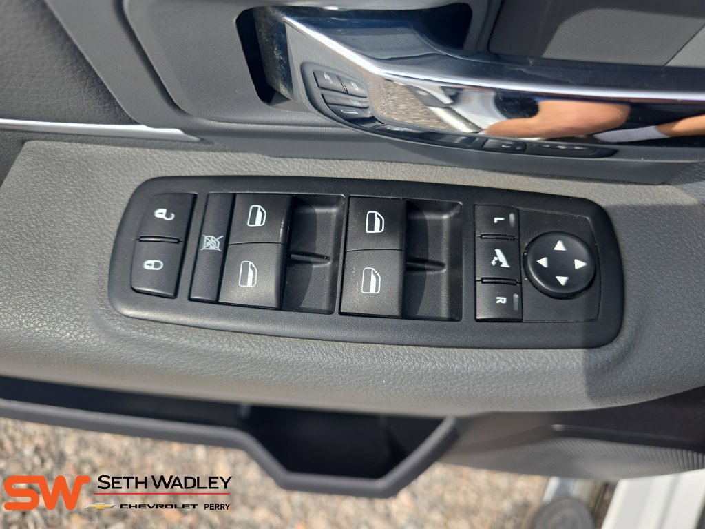 Used 2015 RAM 1500 Big Horn AWD/4WD image 29