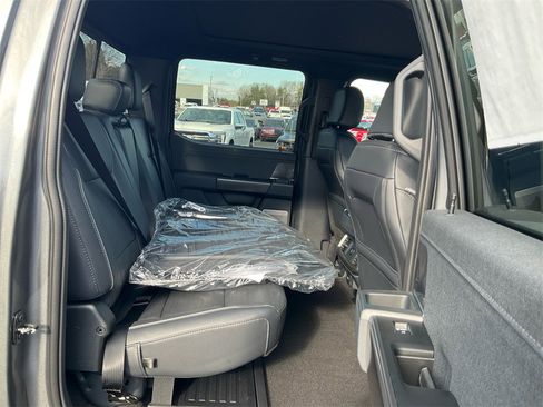 New 2025 Ford F150 Lariat w/ Equipment Group 501A Mid image 13