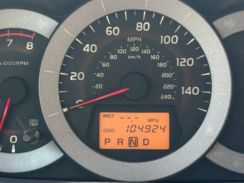 Used 2012 Toyota RAV4 Limited w/ Navigation Value Pkg AWD/4WD image 21