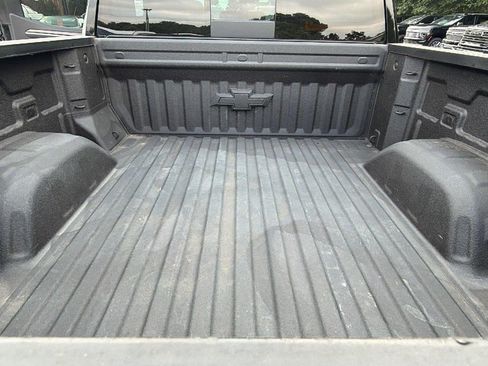 Used 2022 Chevrolet Silverado 1500 LT Trail Boss w/ LT Trail Boss Premium Package AWD/4WD image 13