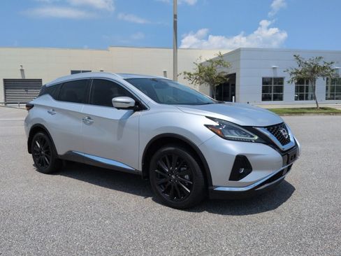 Certified 2023 Nissan Murano Platinum w/ Cargo Package AWD/4WD image 2