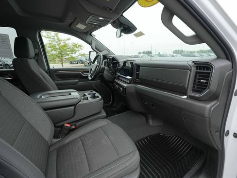 Used 2025 Chevrolet Silverado 2500 LT w/ Convenience Package AWD/4WD image 22