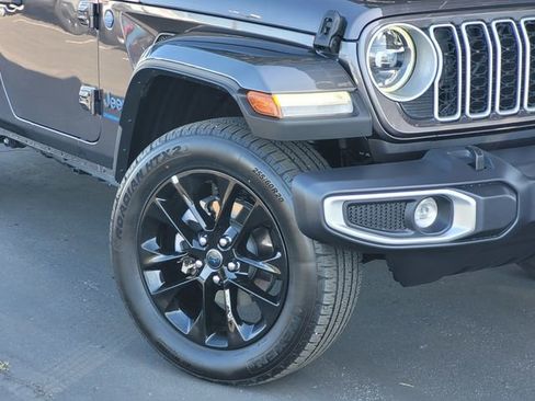 Certified 2025 Jeep Wrangler Unlimited Sahara w/ Safety Group image 3