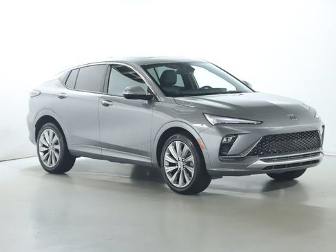 Used 2024 Buick Envista Sport Touring FWD image 9
