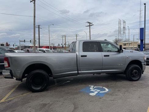 Used 2022 RAM 3500 Big Horn w/ Level A Equipment Group image 4