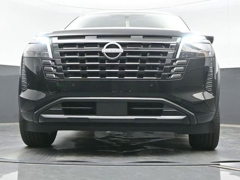 New 2026 Nissan Pathfinder SV w/ SV Premium Package FWD image 19