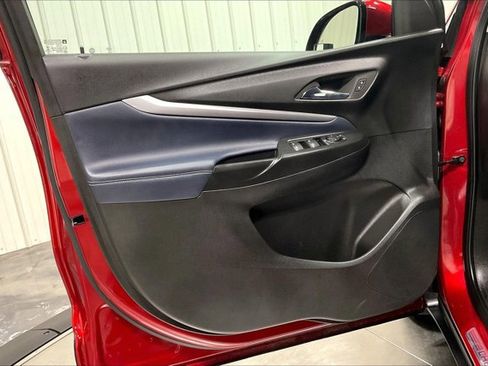 Used 2023 Chevrolet Bolt EUV LT w/ Convenience Package image 23