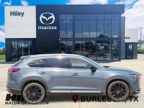 Used 2023 MAZDA CX-9 Carbon Edition image 3