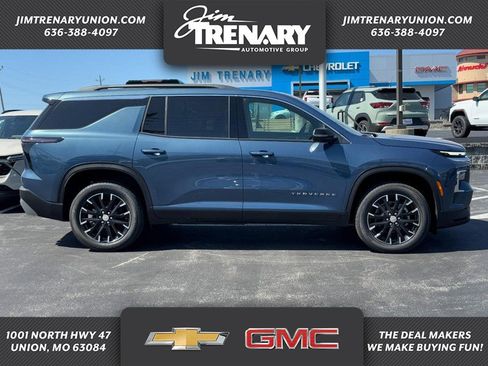 New 2026 Chevrolet Traverse LT w/ Sun and Wheel Package image 1