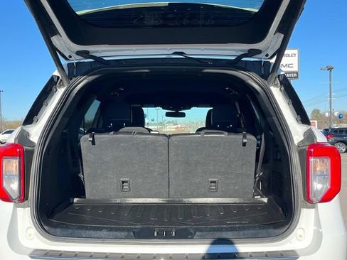 Used 2020 Ford Explorer Limited image 7