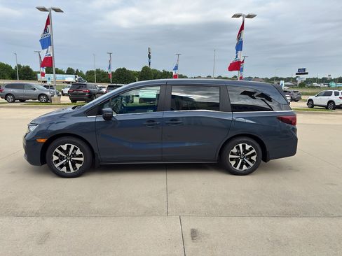 New 2026 Honda Odyssey EX-L image 8