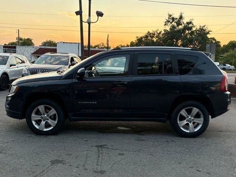 Used 2014 Jeep Compass Latitude w/ Sun/Sound Group image 2