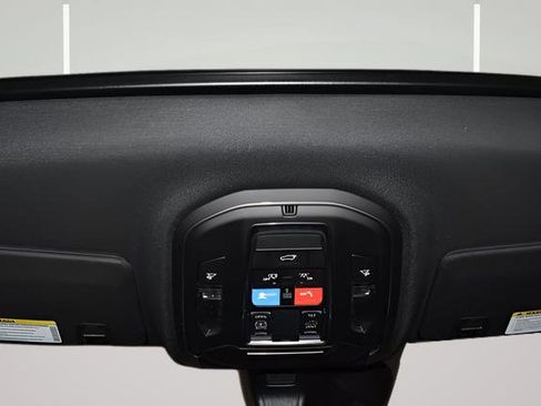 New 2026 Jeep Grand Cherokee L 4WD image 21