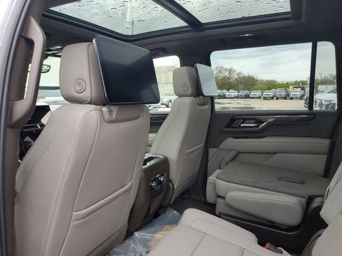 New 2026 GMC Yukon XL Elevation w/ Elevation Premium Package image 10