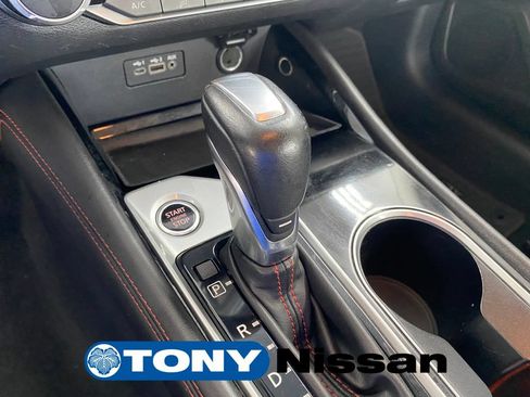 Used 2024 Nissan Altima 2.5 SR FWD image 17