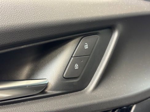 New 2026 Chevrolet Equinox LT w/ Convenience Package II image 9