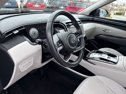 Used 2022 Hyundai Tucson Limited image 14