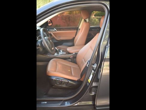 Used 2015 BMW X4 xDrive28i AWD/4WD image 16