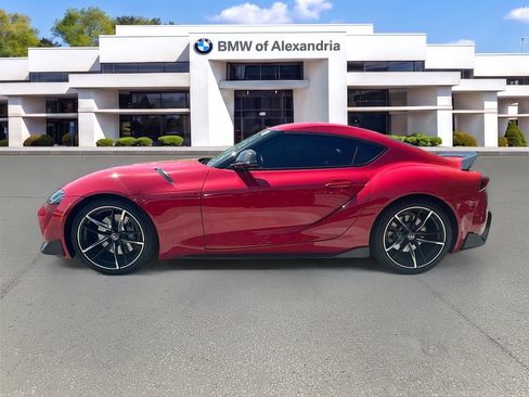 Used 2022 Toyota Supra RWD image 4