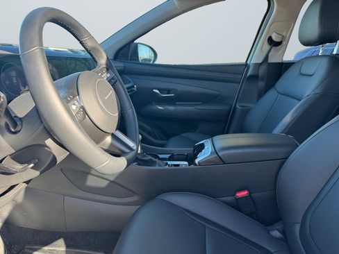 Certified 2025 Hyundai Tucson SEL image 11