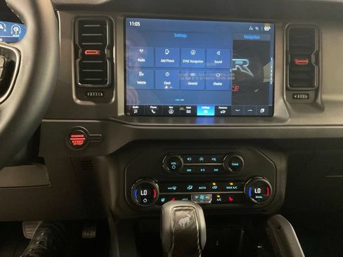 Used 2025 Ford Bronco Raptor AWD/4WD image 17