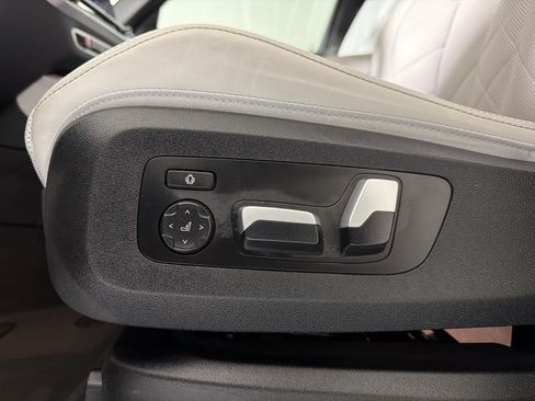 Used 2024 BMW X5 sDrive40i w/ Parking Assistance Package RWD image 14
