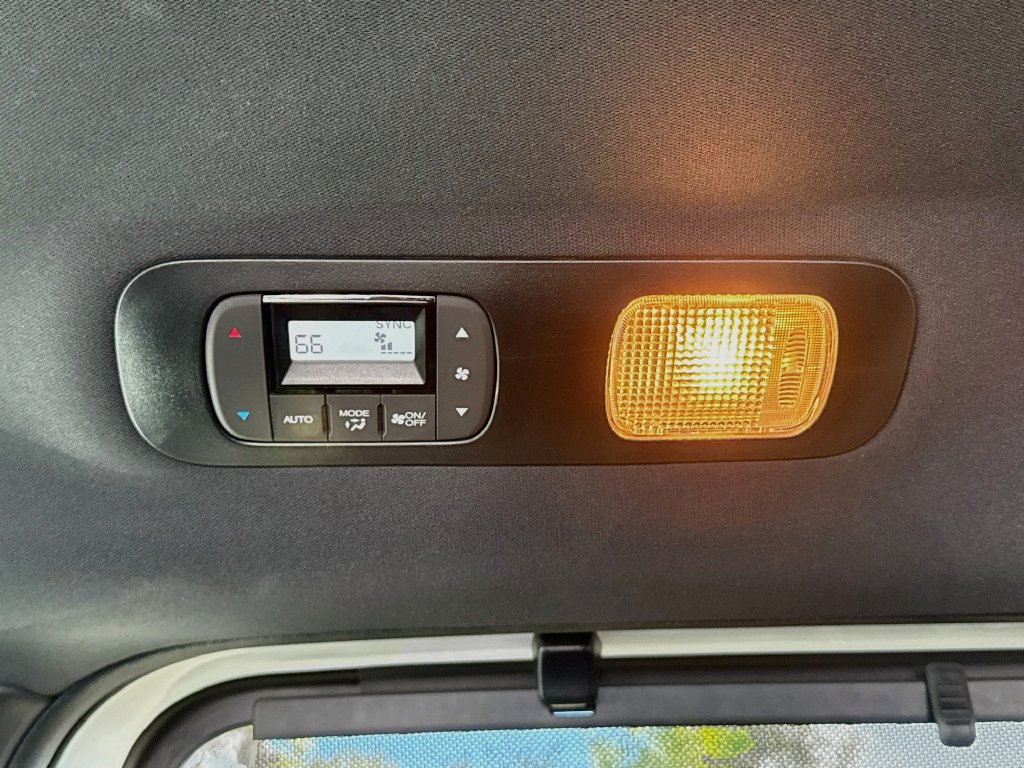 Used 2023 Honda Odyssey Sport image 30