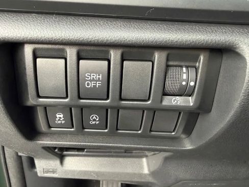 Used 2023 Subaru Forester AWD/4WD image 27