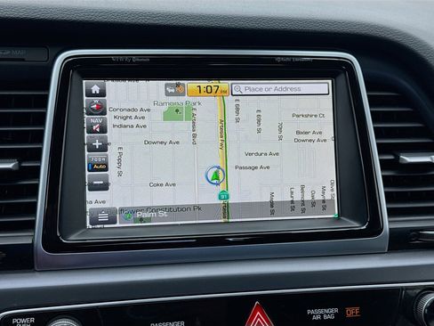 Used 2018 Hyundai Sonata Limited image 9