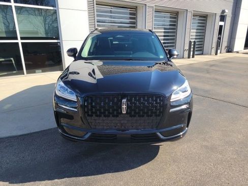 Used 2024 Lincoln Corsair Reserve w/ Equipment Group 201A image 12