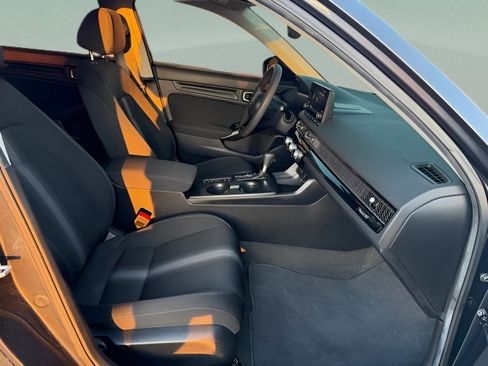 Certified 2024 Honda Civic LX image 9