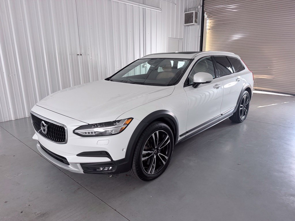 Used 2018 Volvo V90 T5 Cross Country w/ Convenience Package AWD/4WD image 1