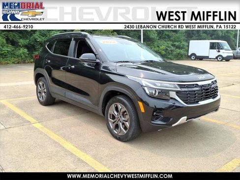 Used 2024 Kia Seltos S AWD/4WD image 1