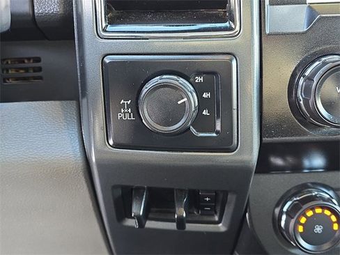 Used 2022 Ford F250 XLT w/ FX4 Off-Road Package image 22