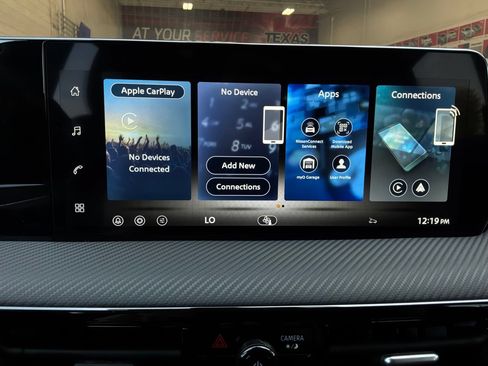 Used 2026 Nissan Kicks SR FWD image 35