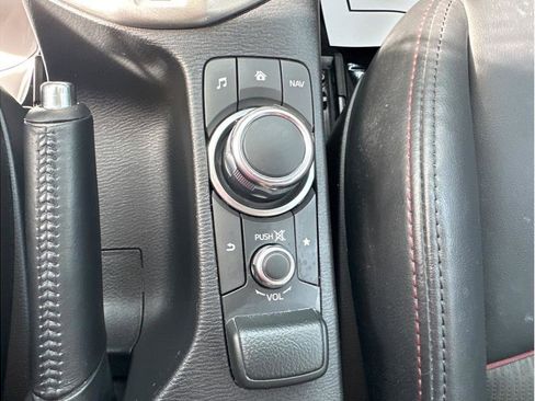 Used 2018 MAZDA CX-3 Touring image 14